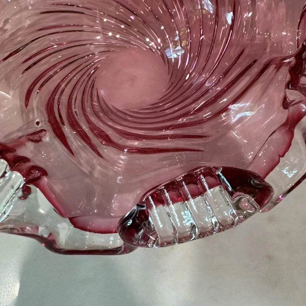 Chalet Canada Hand Made Candy Dish bowl Cranberry Swirl etched Vintage unmarked